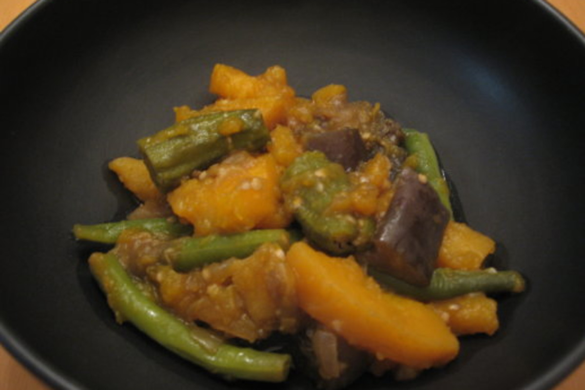 Pinakbet Vegetable Stew with Eggplant and String Beans