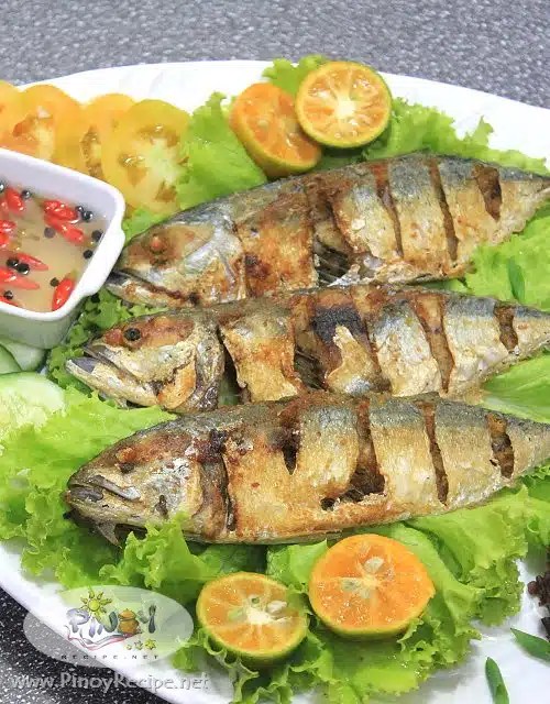 Puerto Rican-Style Fried Fish with Lime