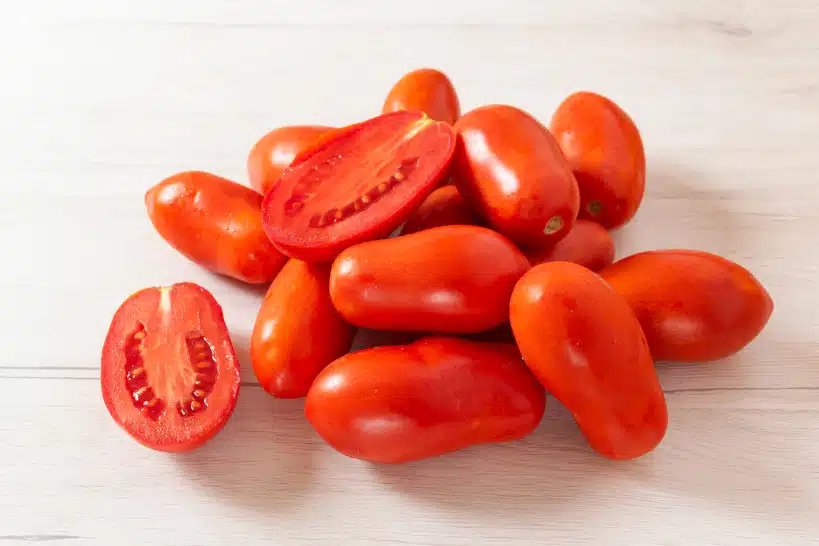 Authentic Neapolitan Pizza with San Marzano Tomatoes