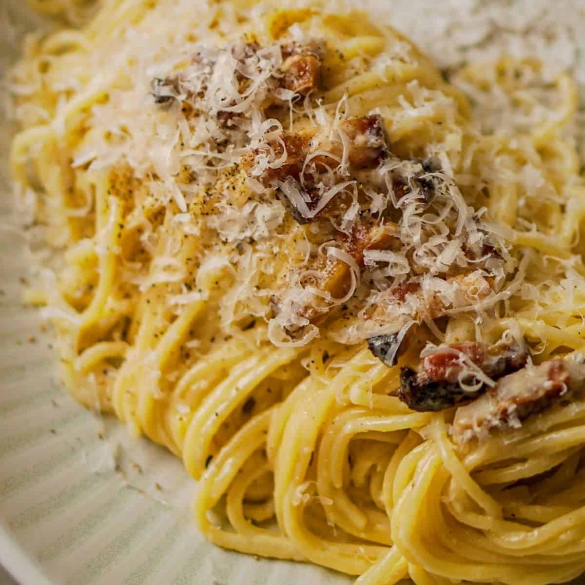 Italian Carbonara al Pomodoro