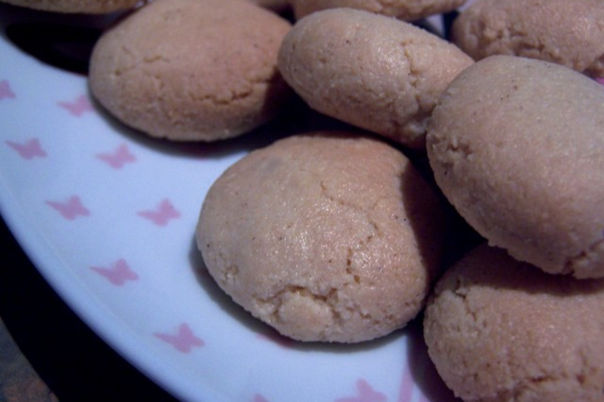 Almond Macaroons with Orange Zest