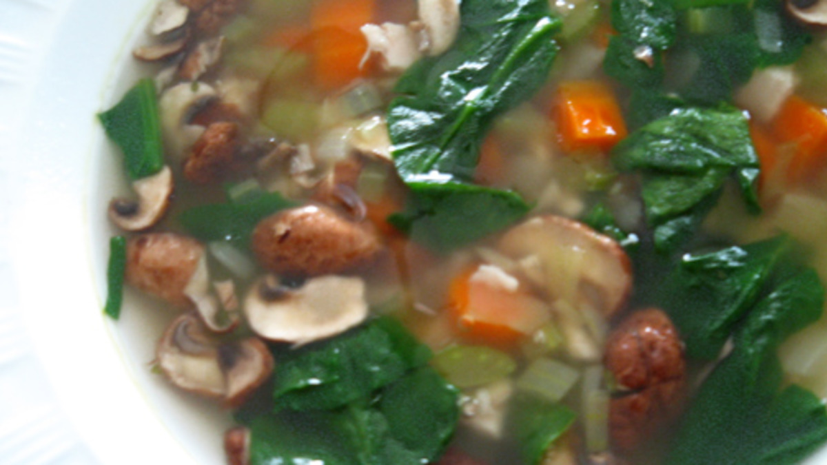 Ginseng-Infused Chicken Soup with Shiitake Mushrooms