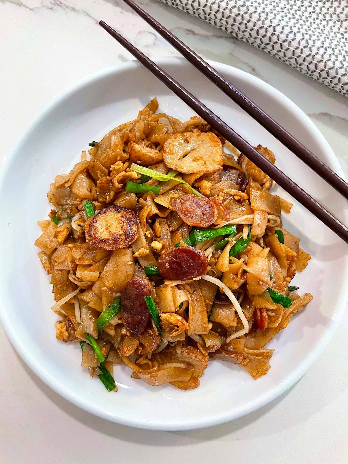 Stir-Fried Rice Noodles with Tamarind-Soy Glaze