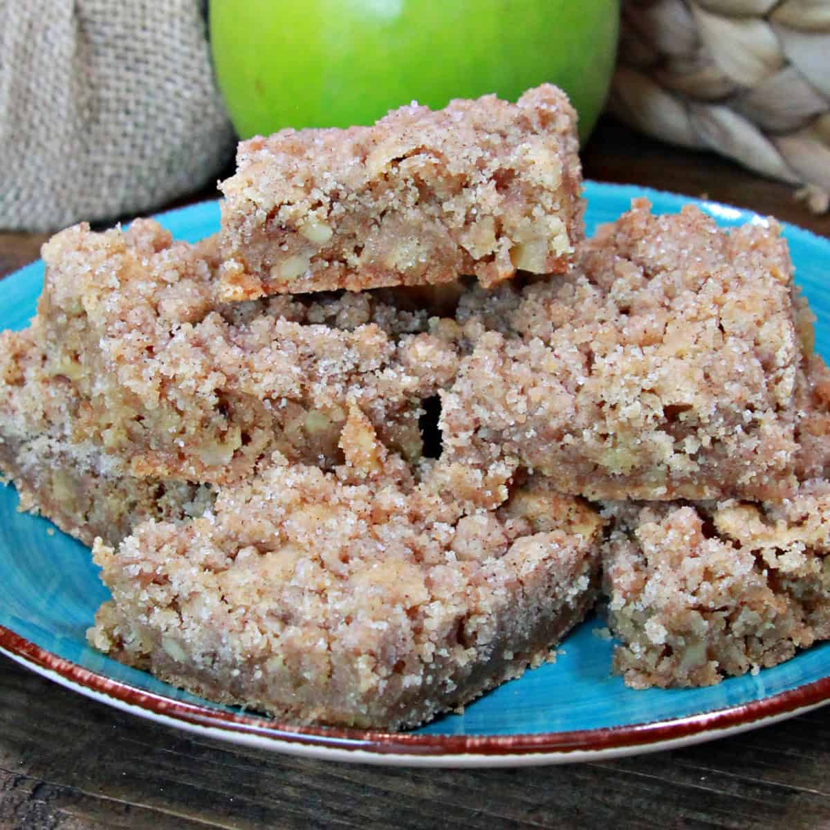 Maple-Glazed Cranberry-Apple Streusel Bars