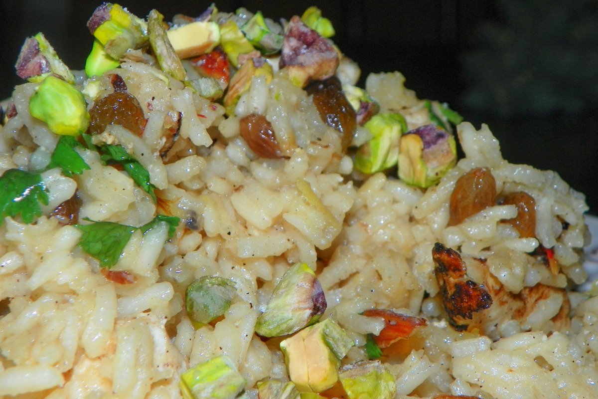 Spiced Pilau Rice with Chicken and Peas