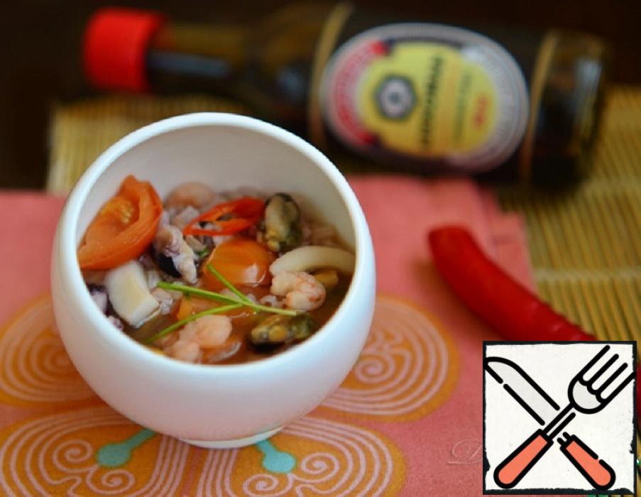 Fujian-Style Seafood Soup