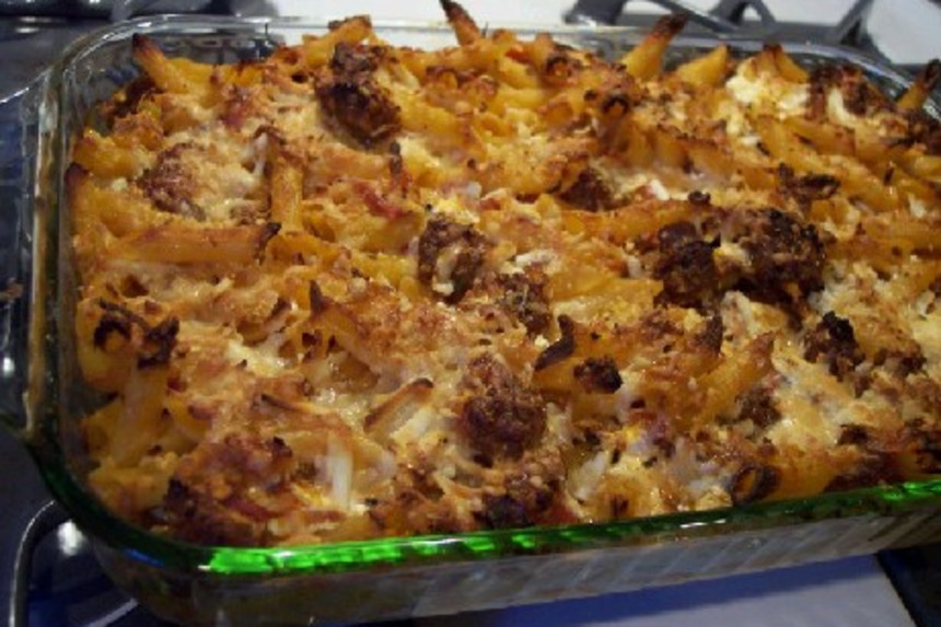 Retro-Style Baked Ziti with Tomato Basil Sauce