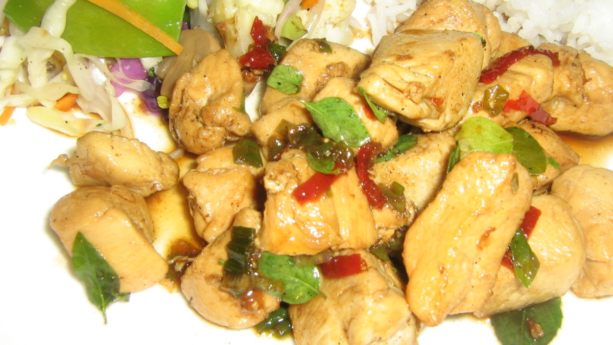 Stir-Fried Chicken with Basil and Chili