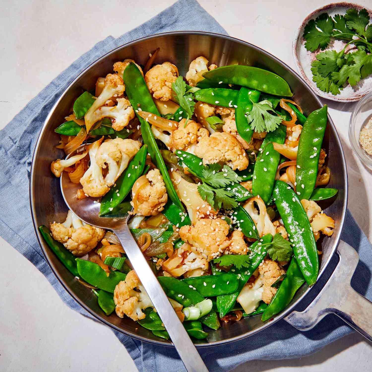 Shrimp and Cauliflower Stir-Fry with Sesame Oil