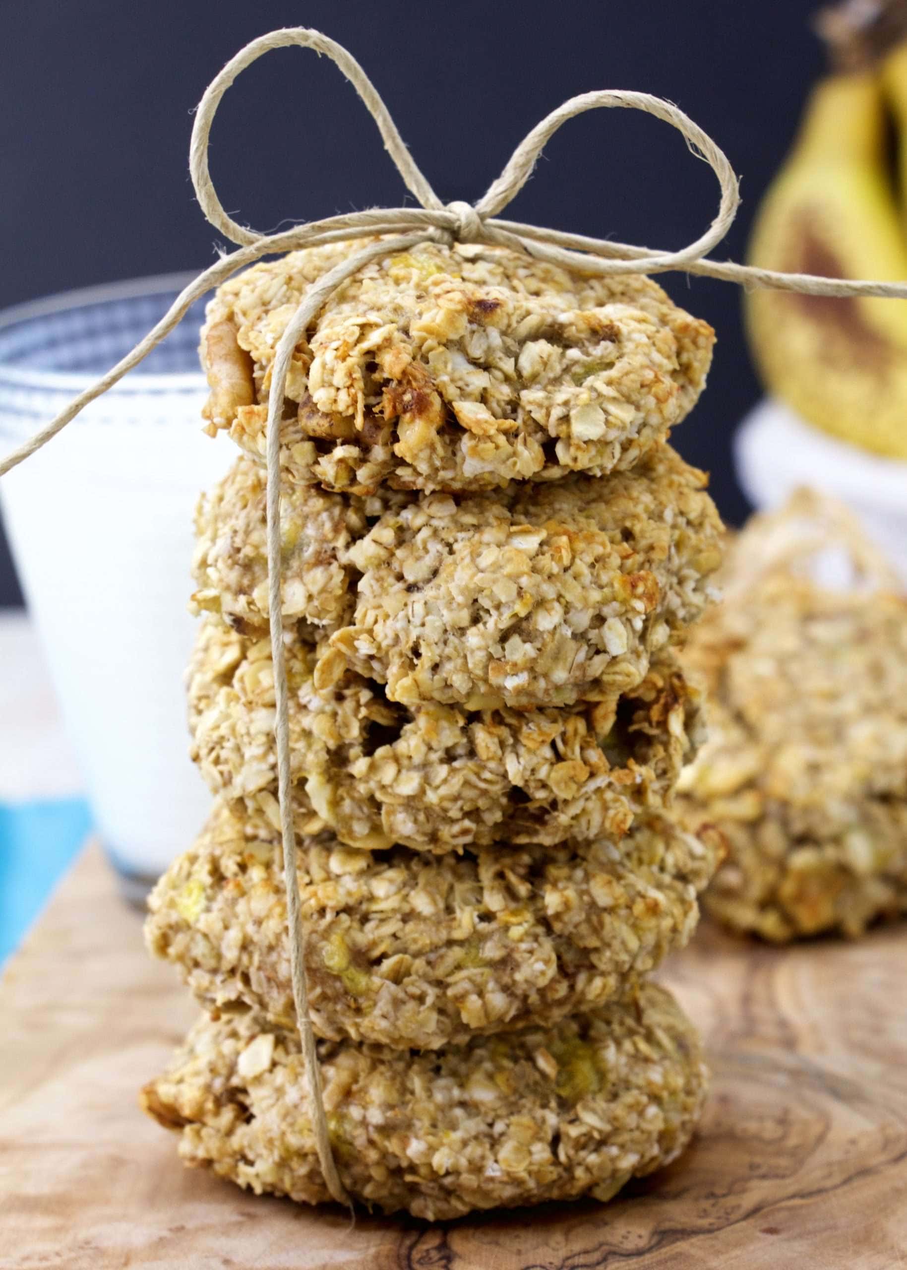 Lightly Sweetened Vegan Banana Oatmeal Cookies