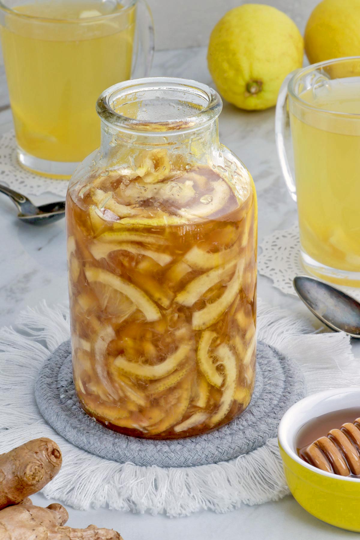 Honey-Garlic Ginger Tea with Fresh Lemon