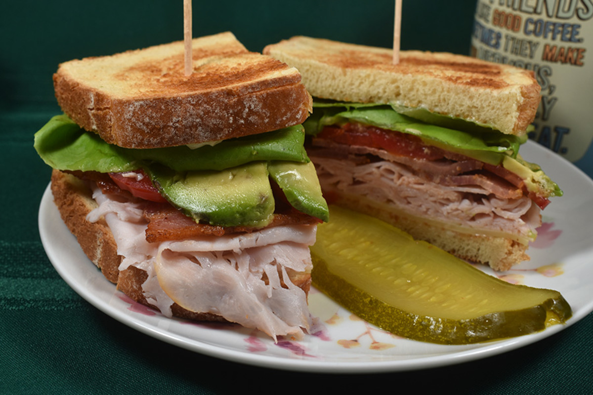 Smoked Turkey Club with Bacon and Avocado Spread