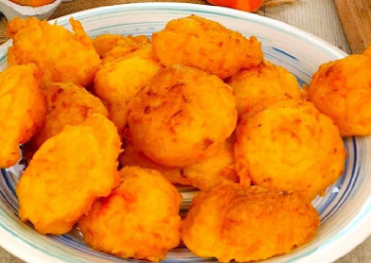 Fried Pumpkin Fritters with Cinnamon Sugar