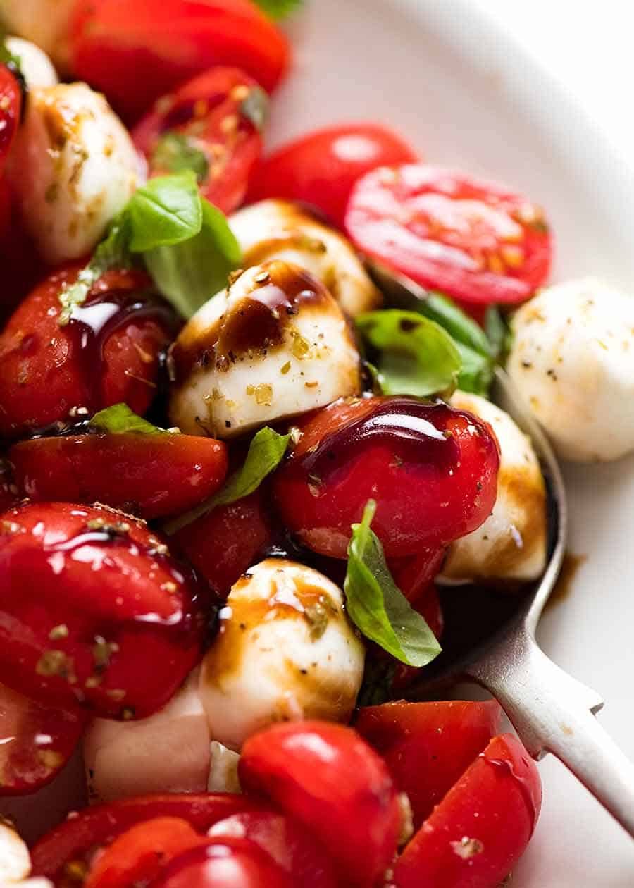 Tomato and Mozzarella Caprese Salad