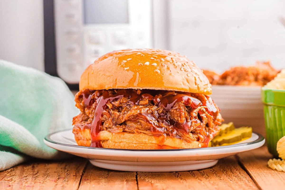 Instant Pot Pulled Pork with Smoky Chipotle Sauce