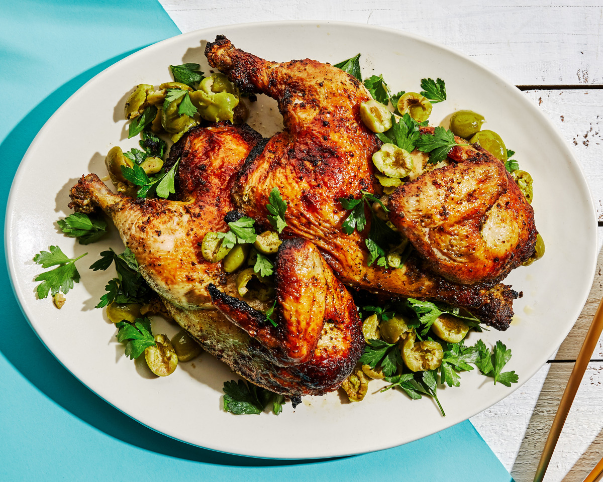 Skillet-Seared Martin Guitar Pick-Inspired Herb Chicken