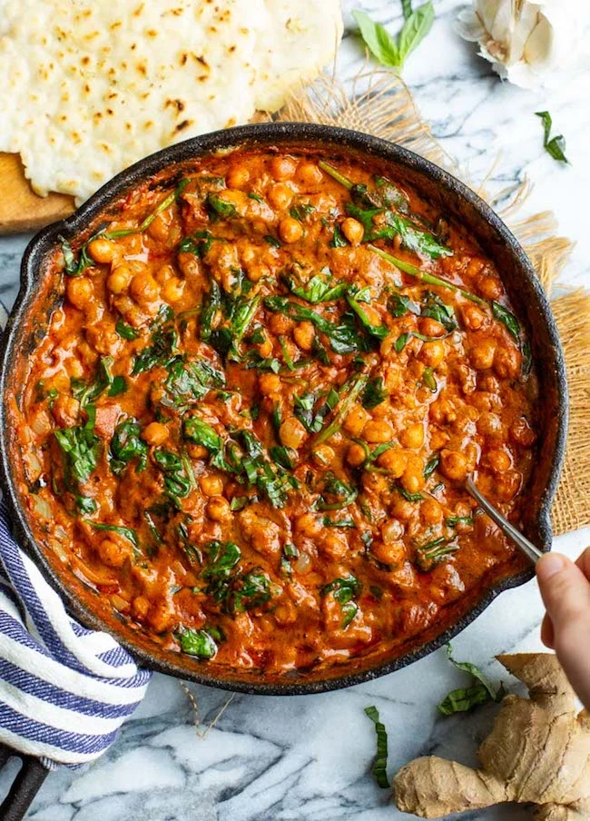 One-Pot Spiced Tomato and Chickpea Curry