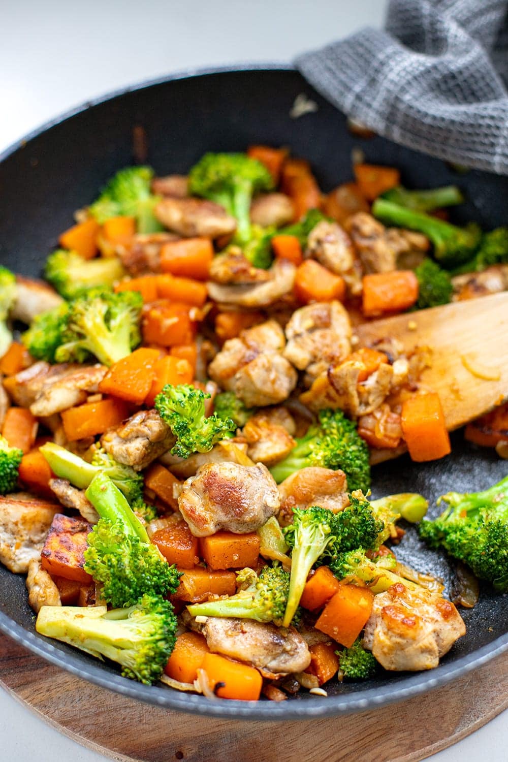 Census-Style One-Pan Chicken and Veggies