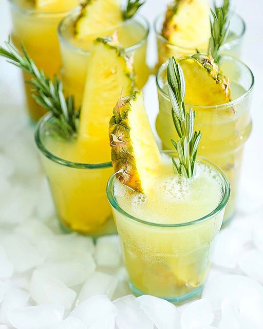 Pineapple and Mint Sparkling Punch