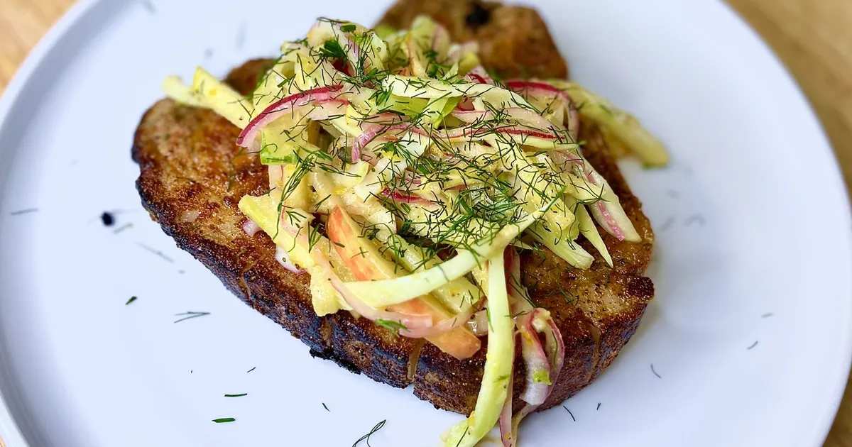 Pan-Seared Pork Chops with Apple and Fennel Slaw