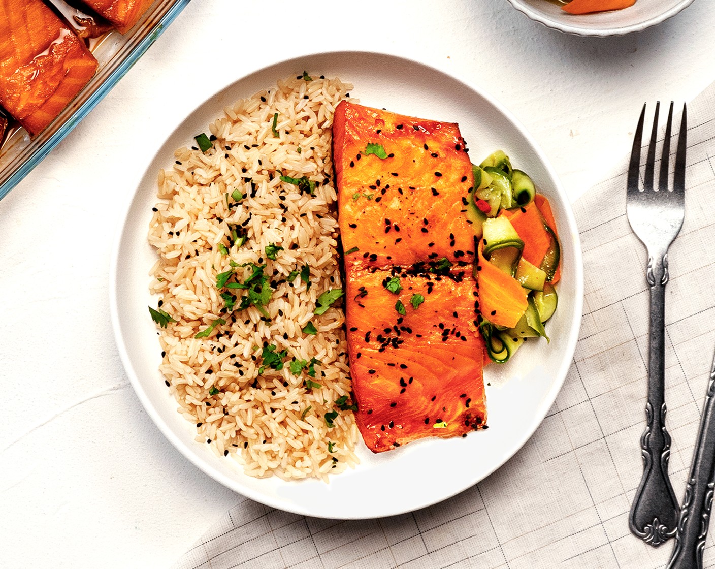 One-Pan Teriyaki Salmon with Vegetables and Brown Rice