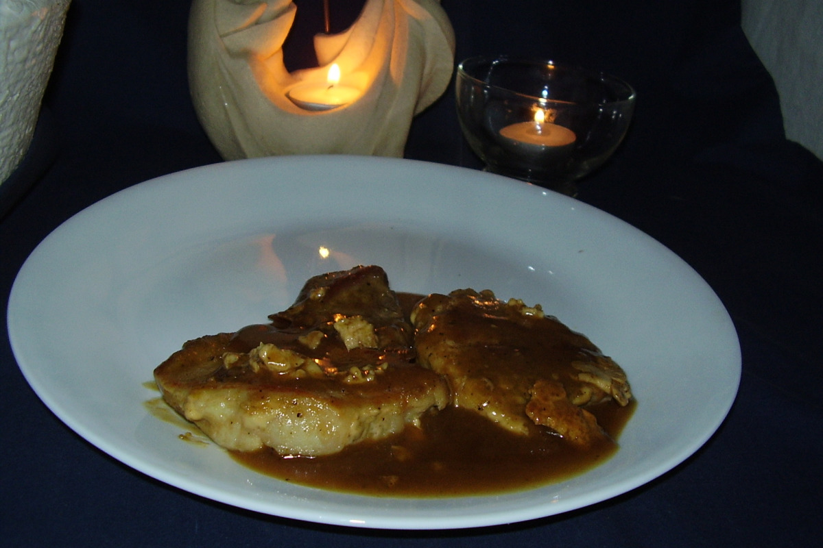 Pan-Roasted Pork Chops with Mustard Herb Sauce