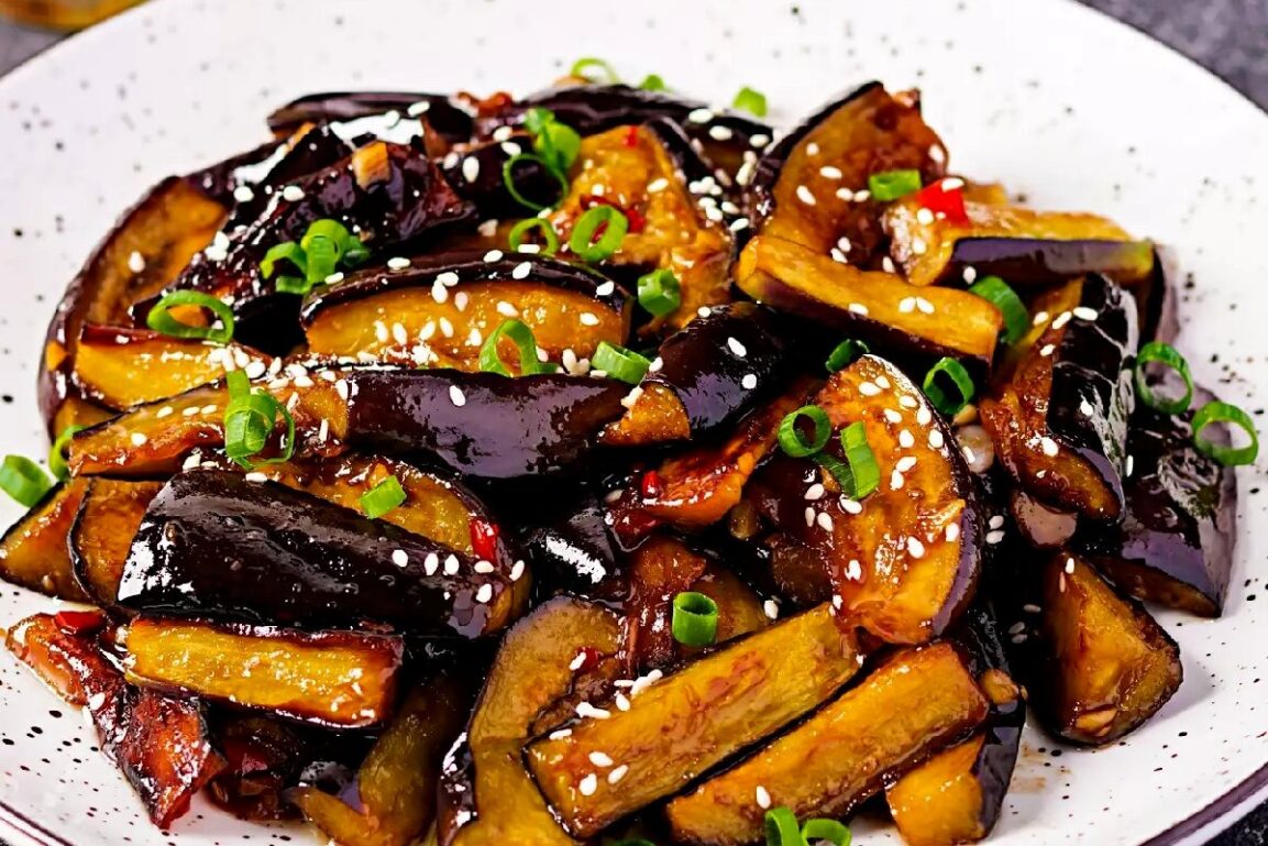 Stir-Fried Szechuan Eggplant with Garlic Sauce