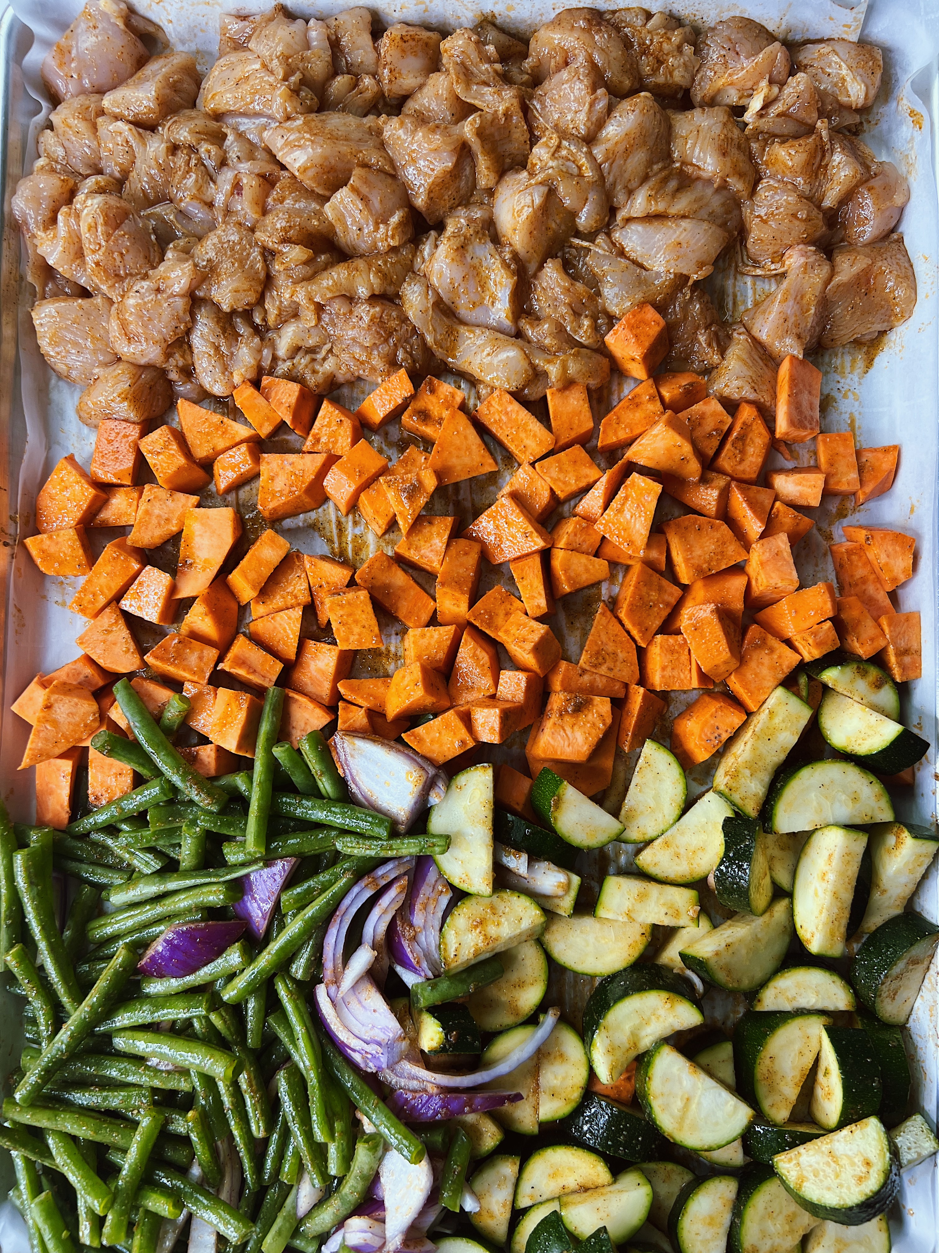 One-Pan Roasted Chicken with Sweet Potatoes and Green Beans