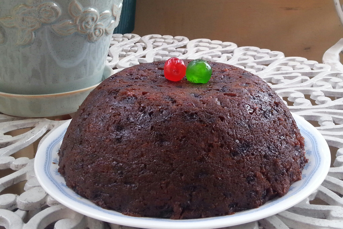 Steamed Plum Pudding with Warm Toffee Sauce