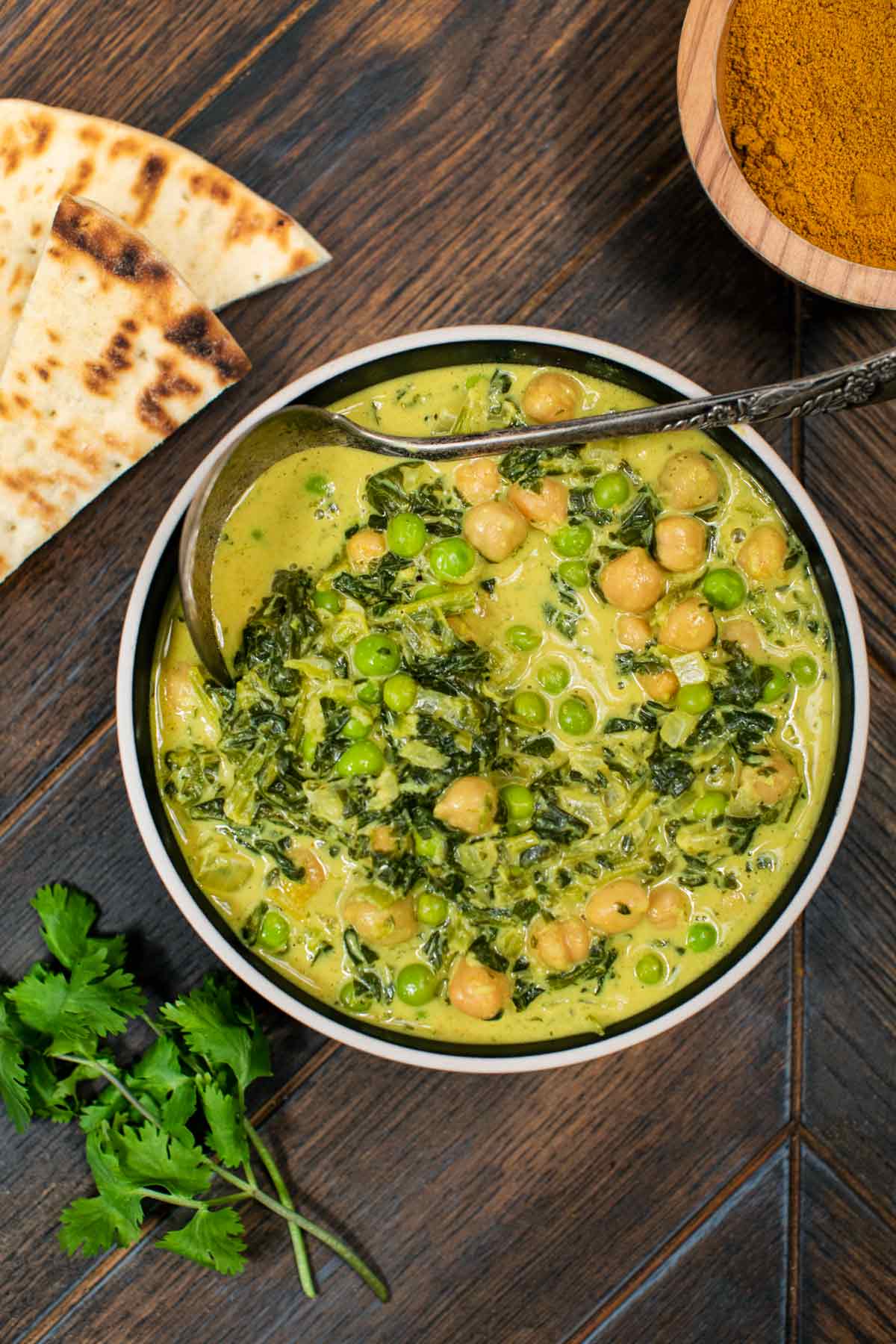 One-Pot Spiced Chickpea and Spinach Curry