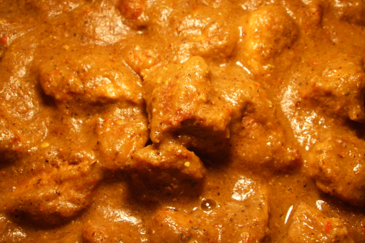 Tangy Goan Pork Vindaloo Simmered in Spices