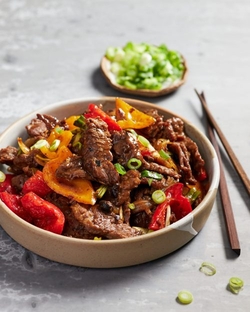 Stir-Fried Rice Noodles with Beef and Black Bean Sauce