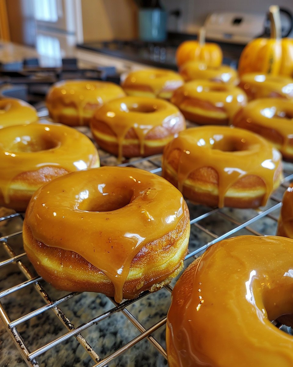 Baked Cinnamon-Spiced Pumpkin Donuts with Maple Glaze