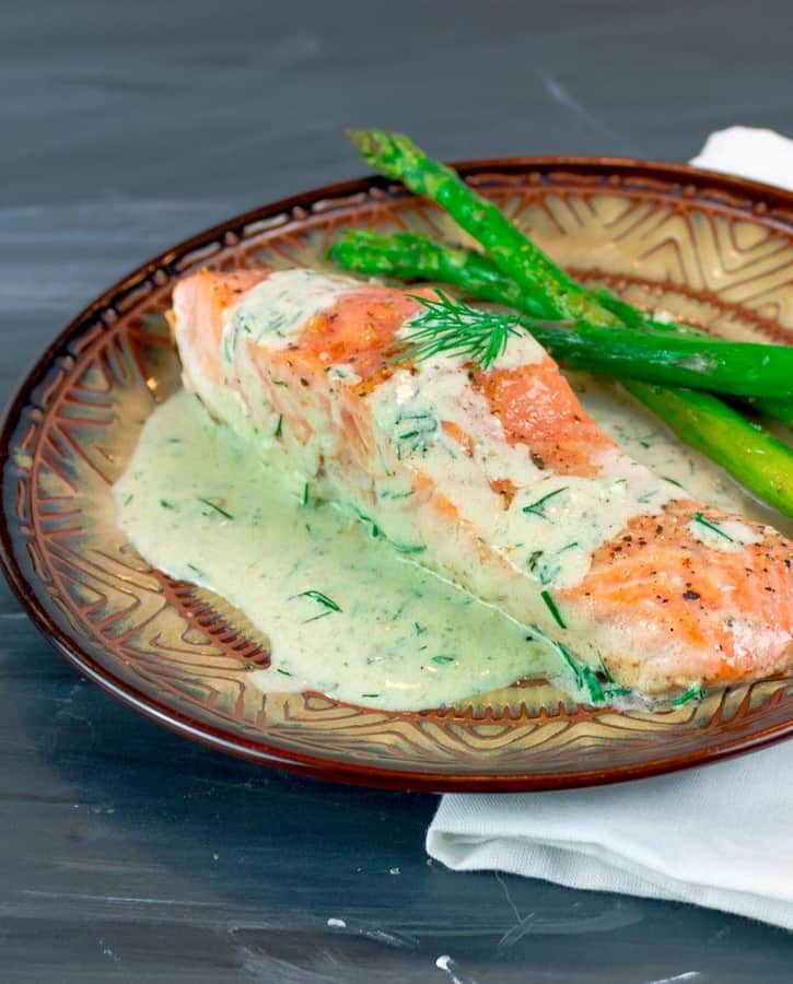 Pan-Seared Salmon with White Wine and Dill Sauce