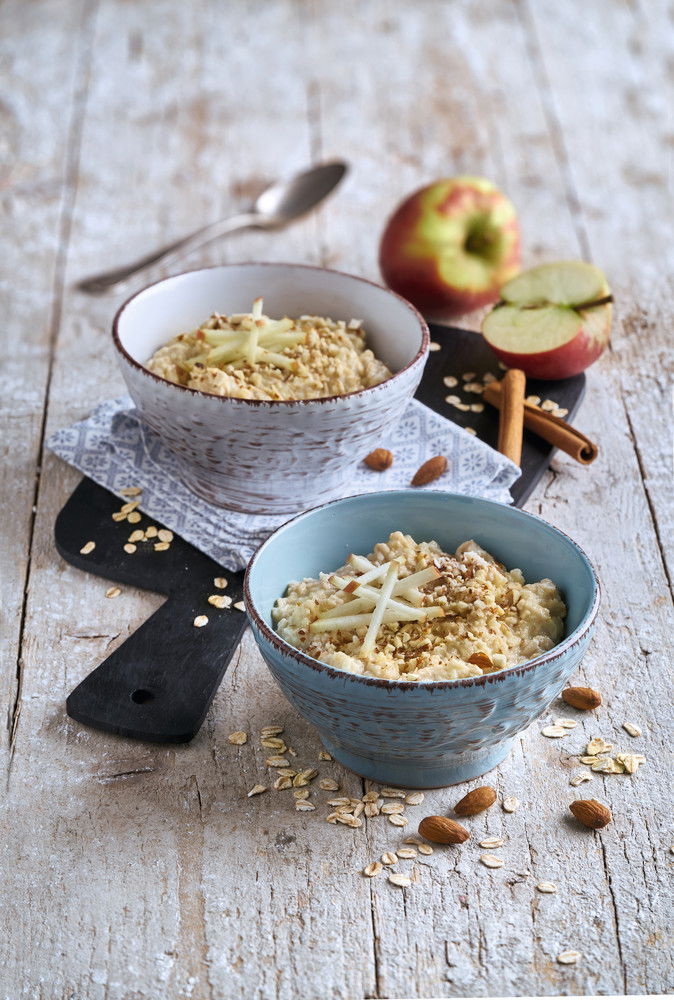 Cinnamon-Spiced Winter Silhouette Porridge
