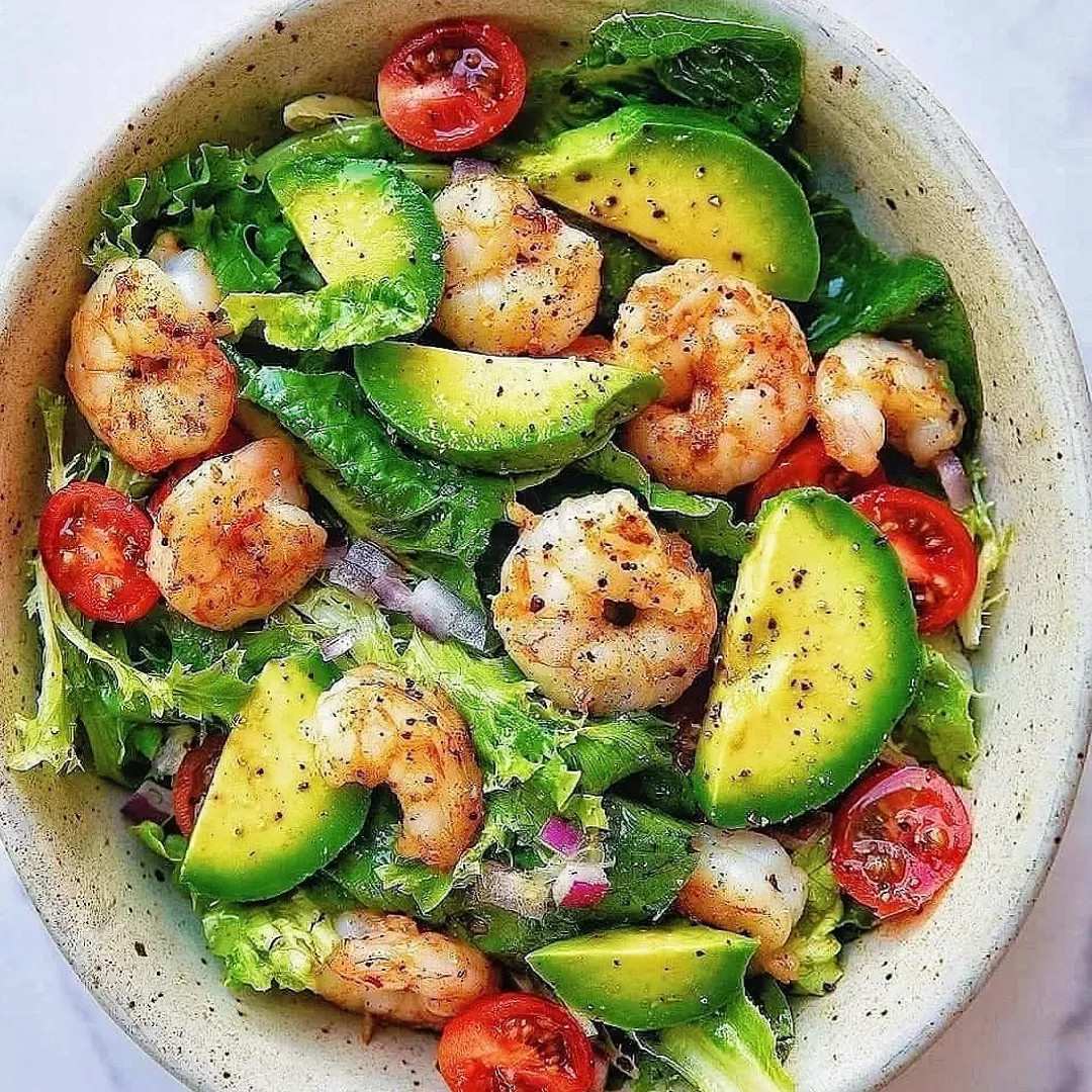 Sriracha Lime Shrimp & Avocado Salad