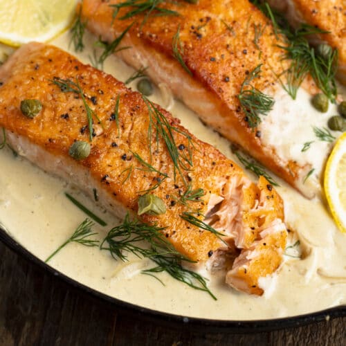 Pan-Seared Salmon with Lemon-Dill Quinoa and Steamed Asparagus