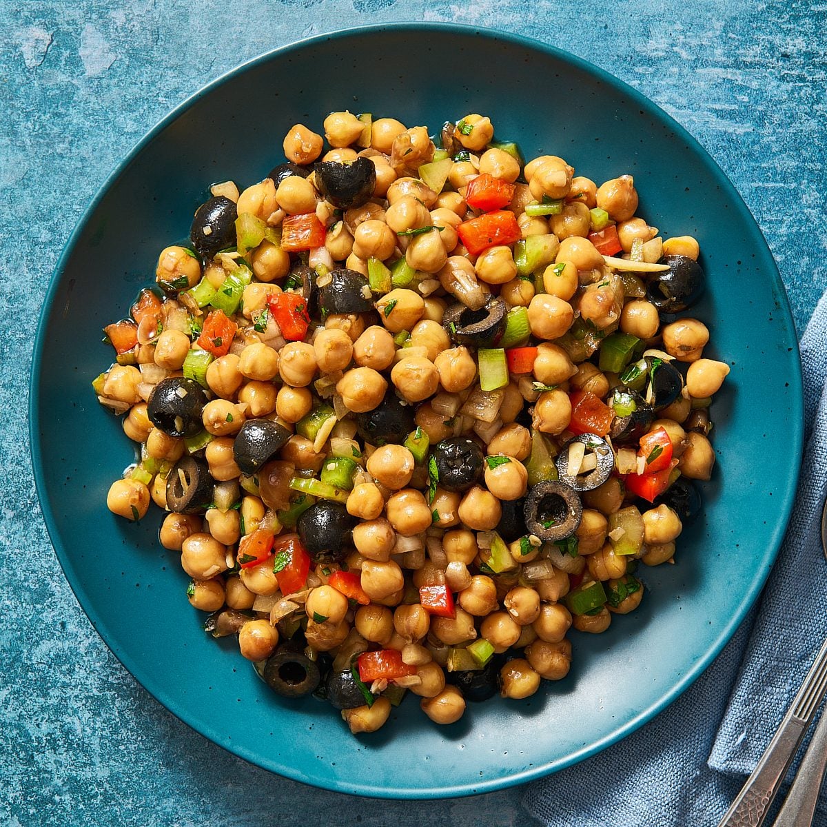Quick Gear-Swap Mediterranean Chickpea Salad