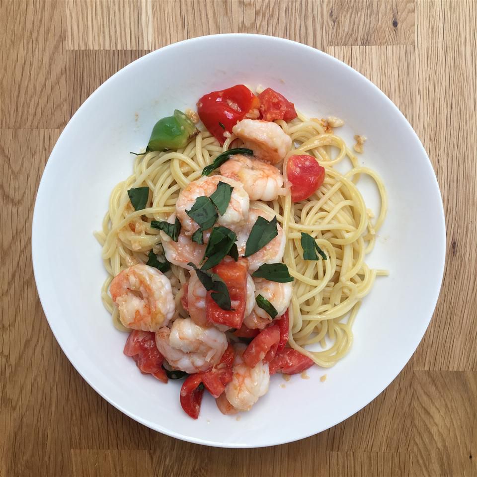 Sautéed Garlic Shrimp with Spicy Tomato and Basil Sauce