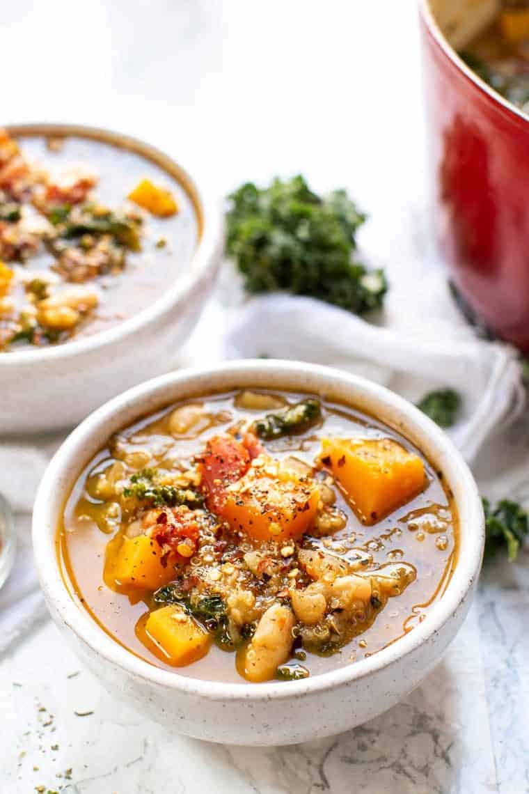 Slow Cooker Tuscan White Bean and Kale Stew