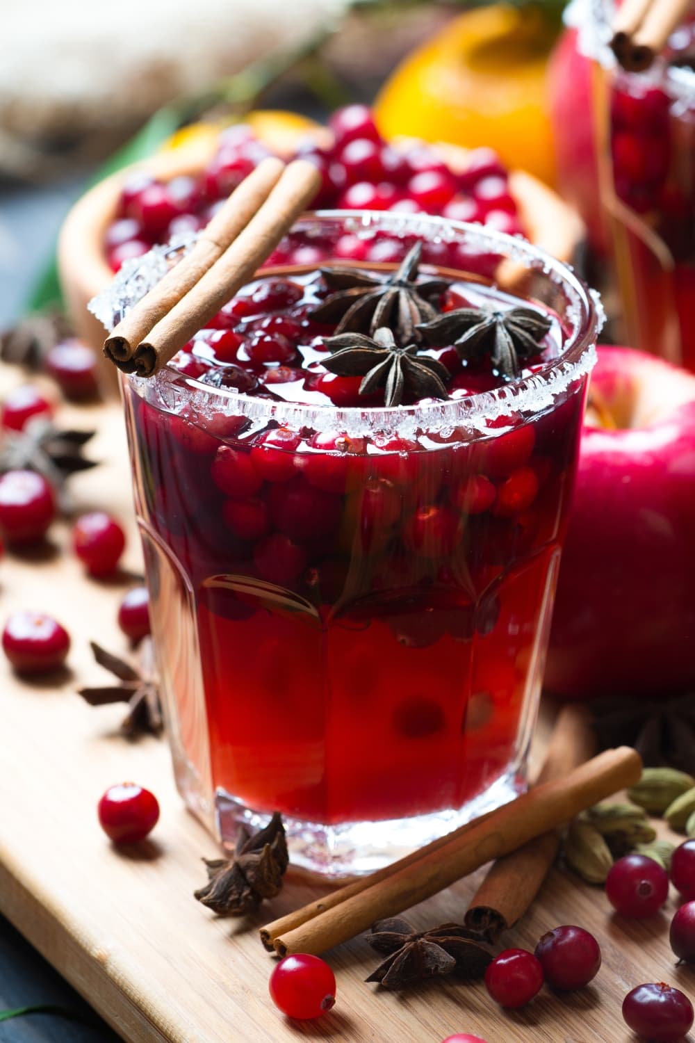 Cinnamon-Spiced Apple and Cranberry Holiday Punch