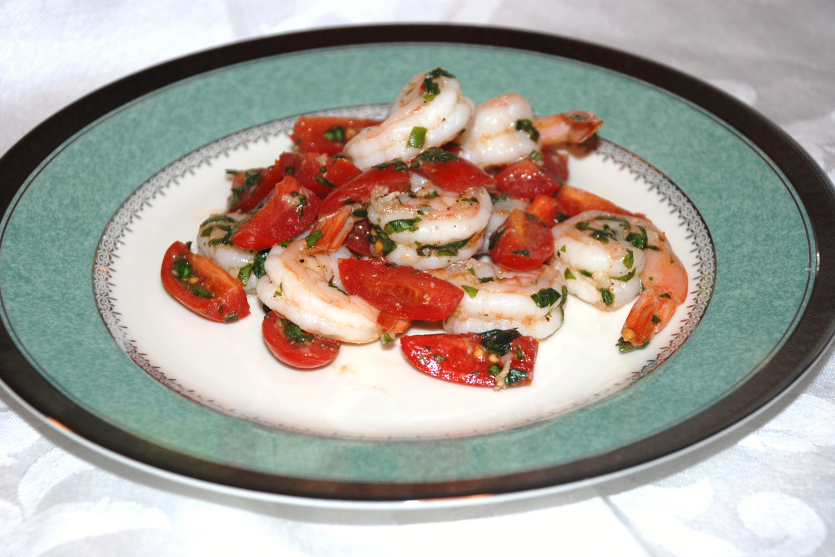 Sautéed Garlic Shrimp with Cherry Tomatoes and Basil