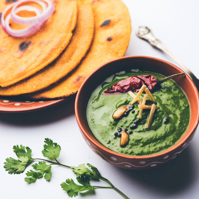 Punjabi Sarson Da Saag with Soft Makki Di Roti