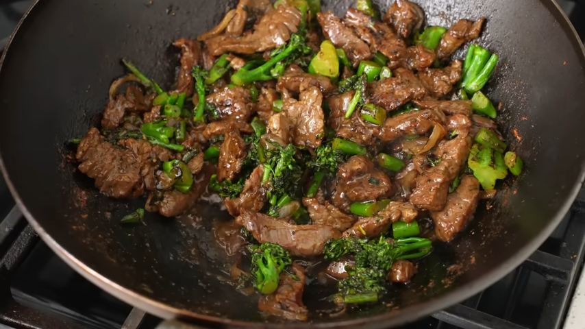 Stir-Fried Beef and Broccoli with Ginger Soy Glaze