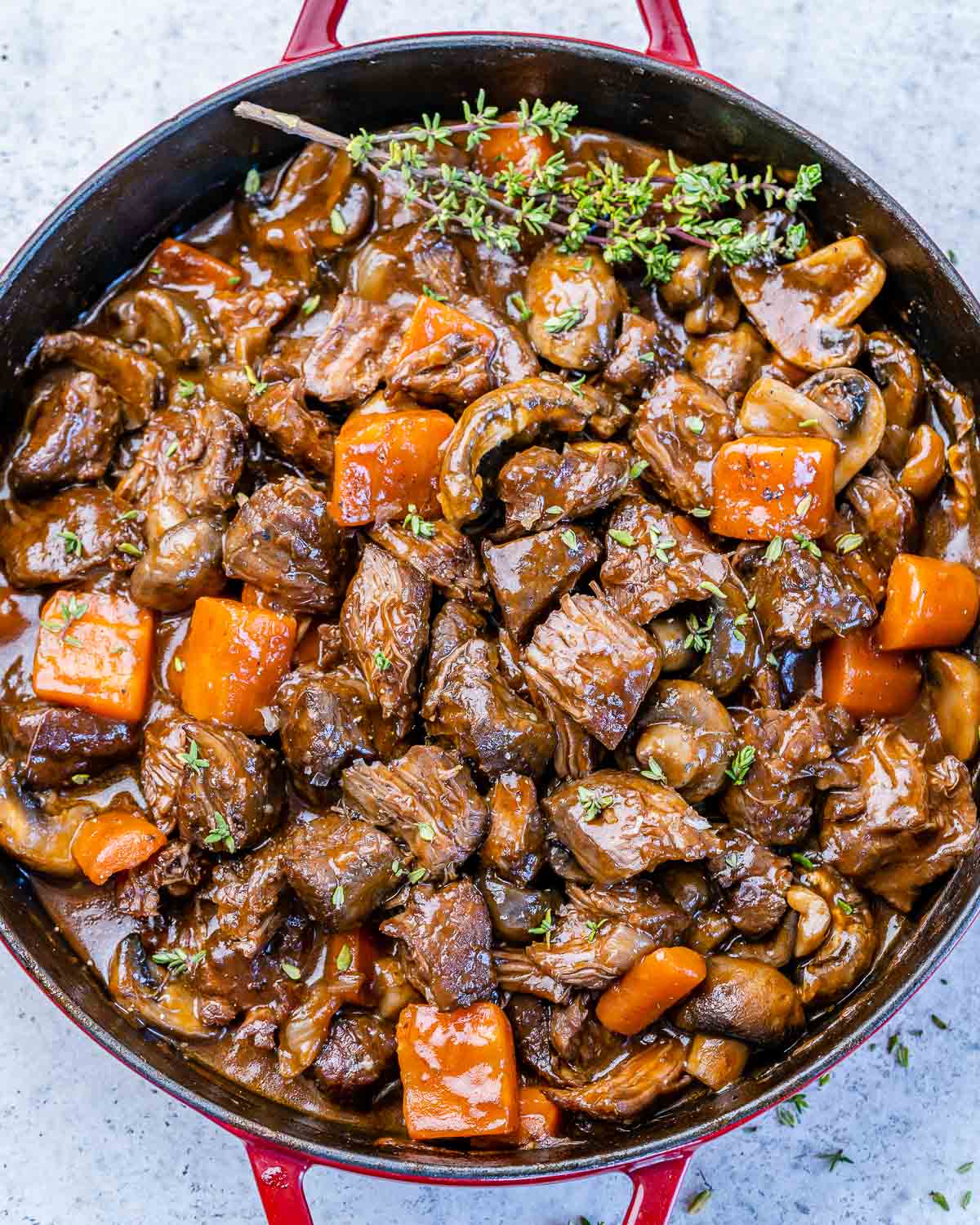 Low-Heat Braised Beef with Mushrooms and Thyme