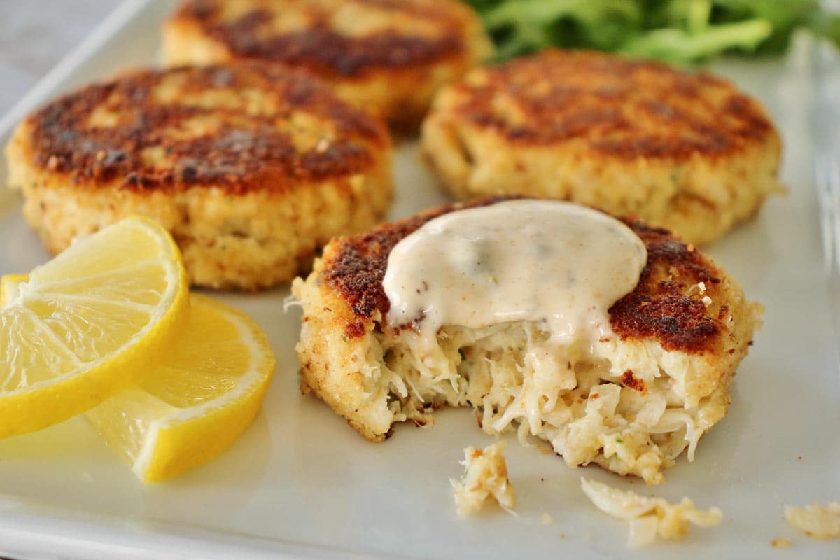 Maryland Crispy Crab Cakes with Old Bay Aioli