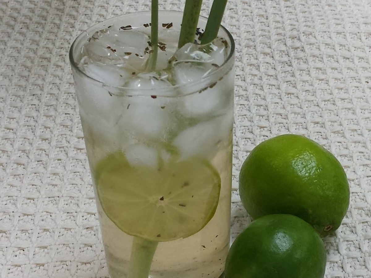 Aperol Basil Mojito