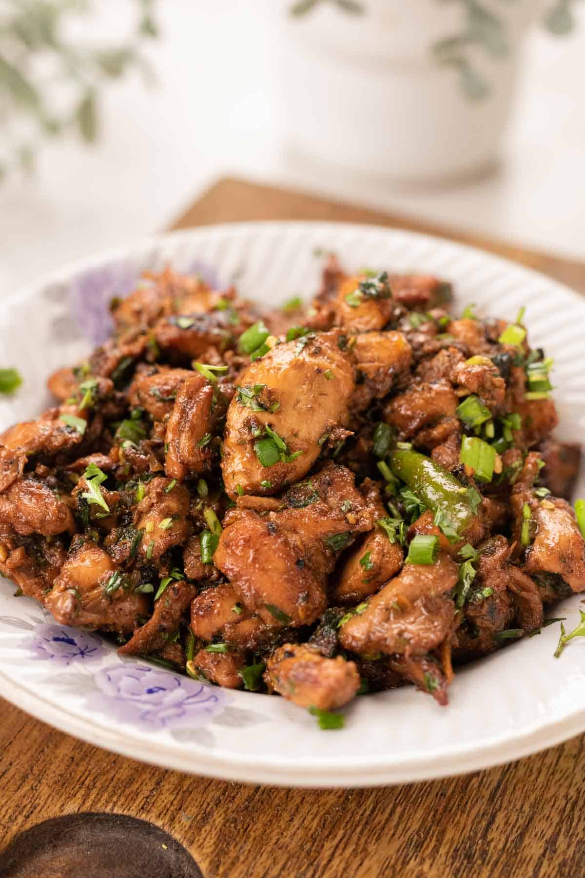 Almond-Free Chicken Stir Fry with Ginger and Broccoli