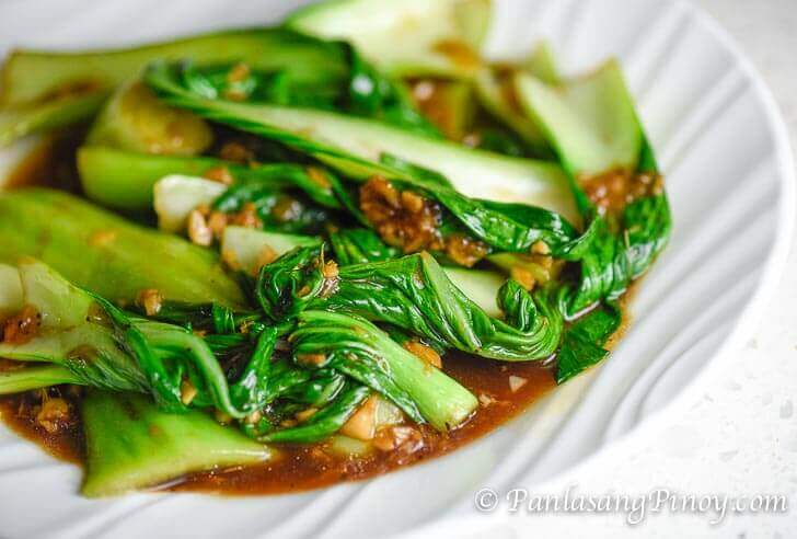 Stir-Fried Shanghai Bok Choy with Garlic and Oyster Sauce