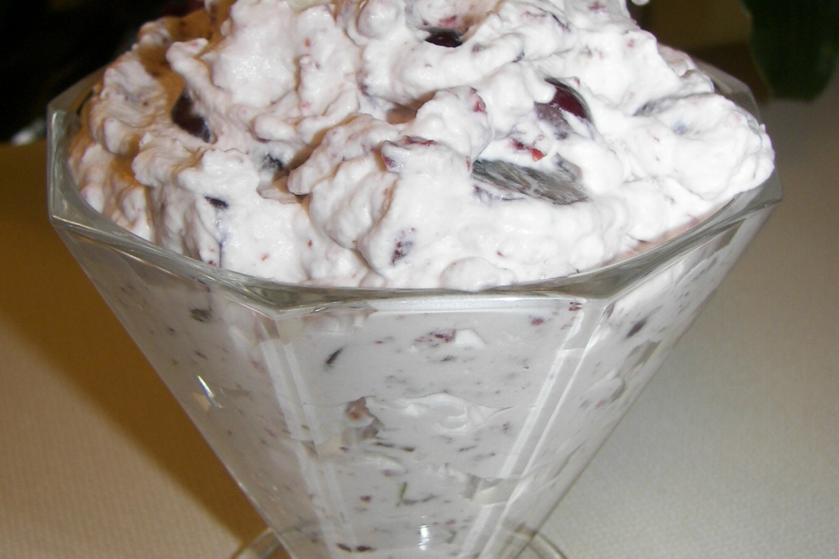 Cranberry-Pecan Waldorf Salad with Yogurt Dressing